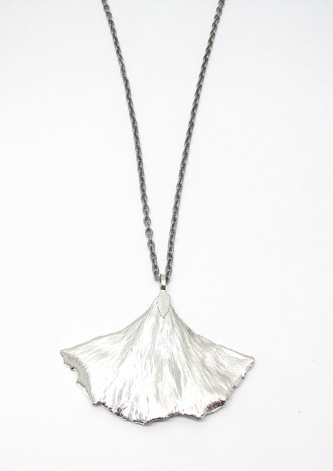 Kette "Gingkoblatt"  rhodiniert/versilbert